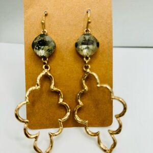 Clover-ish Shaped Earrings